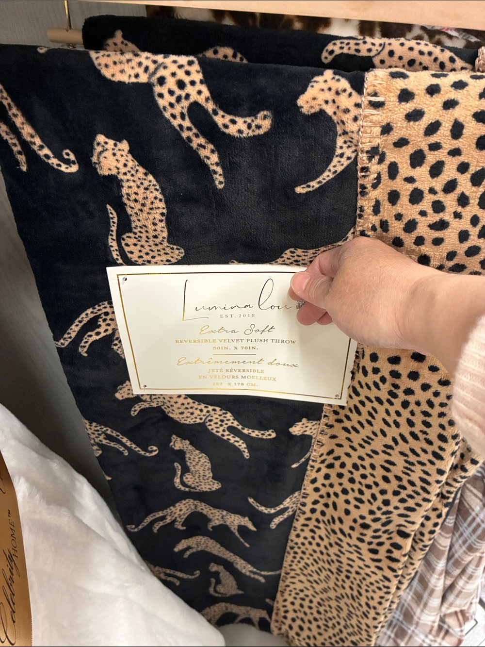 Reversible Leopard Print Throw - Black & Tan